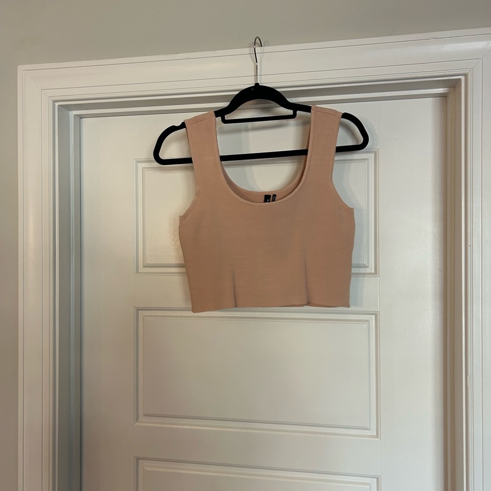 Marciano pink crop top